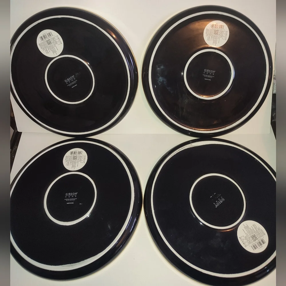 Gibson Home Dinnerware Plate Set - Picture 6 of 13